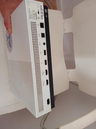 Xbox One S Blanca