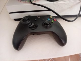 Xbox One S Blanca