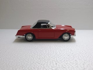 Coche 1:43 Facel Vega