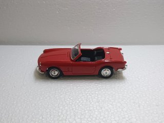 Coche 1:43 Triumph Solido Les Jouets