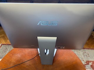 PC Todo en Uno Asus Pantalla Grande
