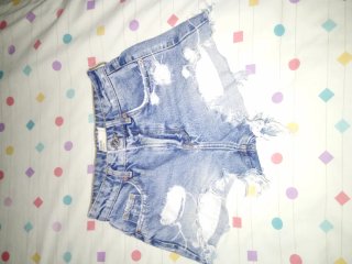 Pantalón corto azul tejano original.