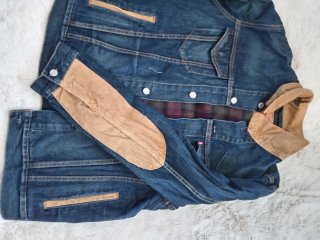 Cazadora Levi's vaquera forrada