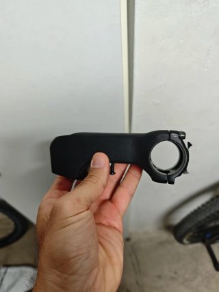 Manillar Bontrager Comp 40/44 y potencia 100. Trek
