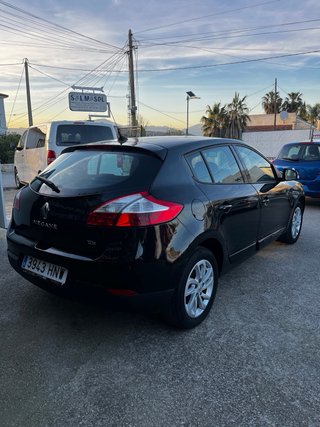 🚗 Renault Mégane Business 1.2 TCe – 141.000 km –
