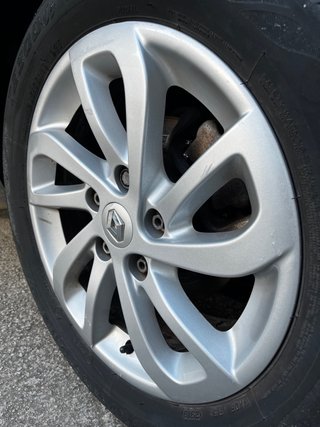 🚗 Renault Mégane Business 1.2 TCe – 141.000 km –