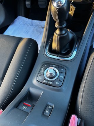 🚗 Renault Mégane Business 1.2 TCe – 141.000 km –