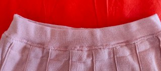 Falda de invierno rosa plisada