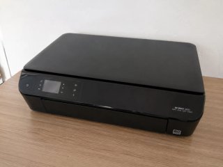 Stampante multifunzione HP Envy 4500 in nero