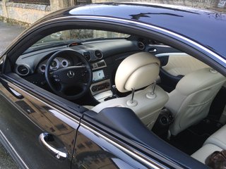 Mercedes-Benz  CLK350 (2008) - estado impecable