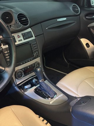 Mercedes-Benz  CLK350 (2008) - estado impecable