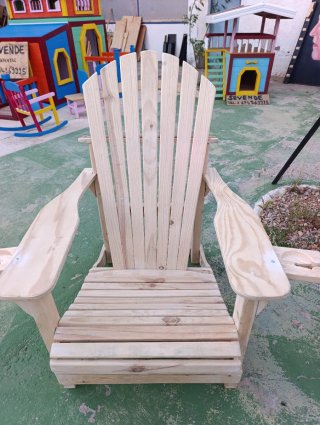 Sillón / tumbona de madera