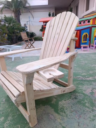 Sillón / tumbona de madera