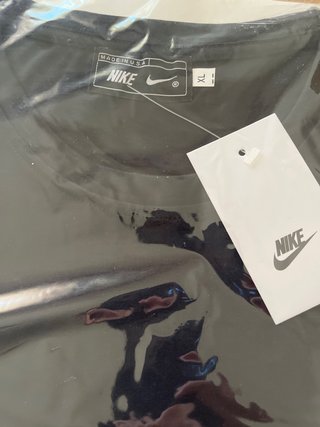 Camiseta Nike Negra