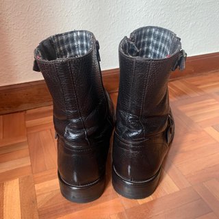 Botines de piel negros con cremallera