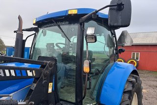 Tractor New Holland TS135A Plus