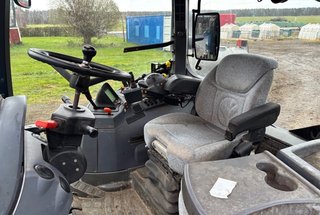 Tractor New Holland TS135A Plus