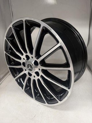 JUEGO LLANTAS 18 PULGADAS ORIGINAL MERCEDES AMG