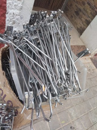 Soportes de hierro para tiendas