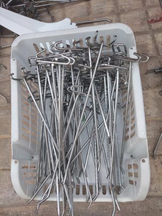 Soportes de hierro para tiendas
