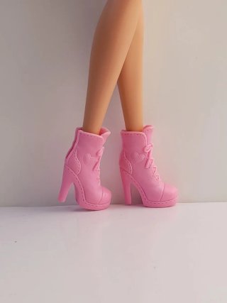 stivaletti stringati Barbie