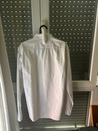 Camisa Scalpers Blanca Manga Larga, talla 40.