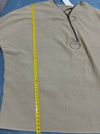 Blusa Beige XXL con Cremallera y Anillas