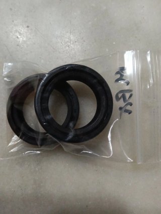 Retenes Honda MBX 75 Hurricane