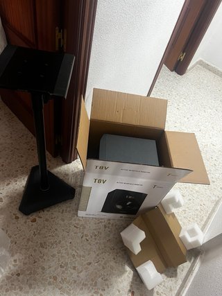 Monitores ADAM TV8 + soportes + cables + maschine