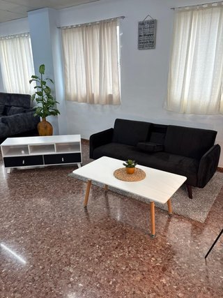 Muebles de Salón: Sofá, Mesa y Mueble TV