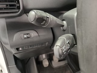 Peugeot Partner Pro Standard 600kg BlueHDi 73kW