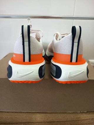 Nike Invincible Run FK 3 Talla 42.5