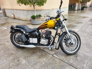 Moto Leonard Daytona Cruiser Negra y Amarilla