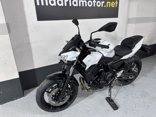 Kawasaki Z650 2026