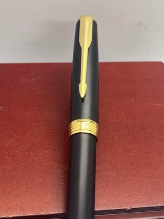Bolígrafo Parker Sonnet - Negro/Dorado