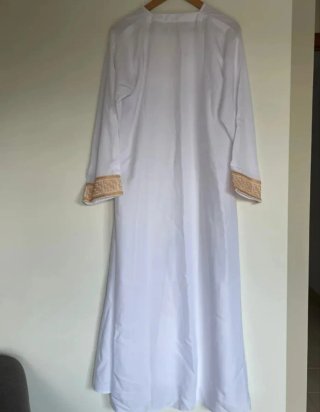 Abaya, túnica