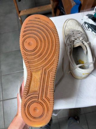 Nike Air Force 1 Blancas y Amarillas