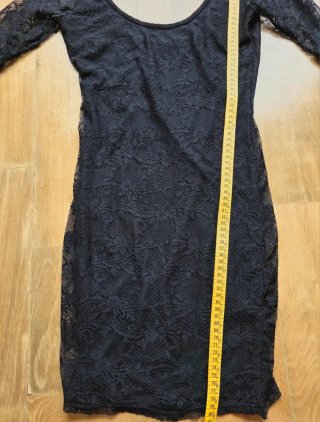 Vestido negro de encaje