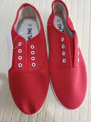 Zapatillas rojas talla 41