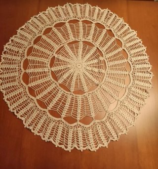Paño de mesa de crochet beige
