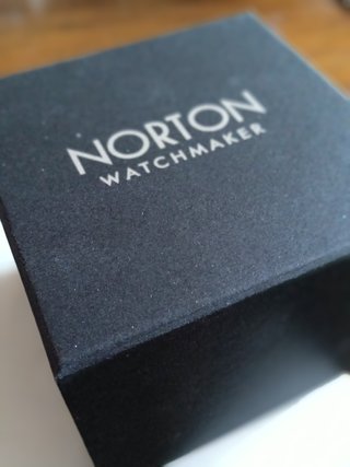 Reloj Norton Esfera Negra.             Cuarzo