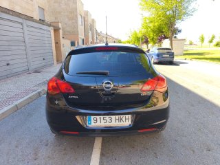 Opel Astra 1.7 CDTi 110cv 2012