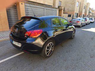 Opel Astra 1.7 CDTi 110cv 2012