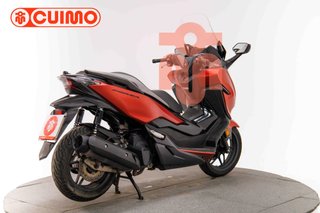 HONDA FORZA 125