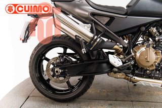 HUSQVARNA SVARTPILEN 801