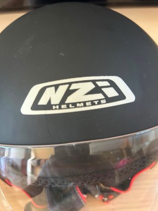 Casco NZS Scooter Negro, es casco infantil