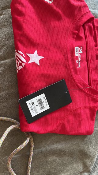 Camiseta Asics Roja Talla M