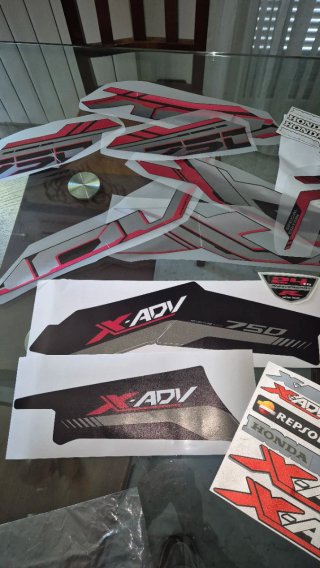 Adesivi Honda X-ADV 750 Rossi Grigio Nero