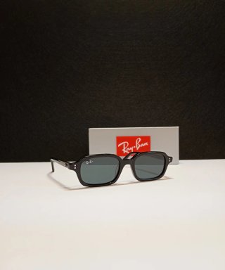 Occhiali da sole Ray-Ban neri
