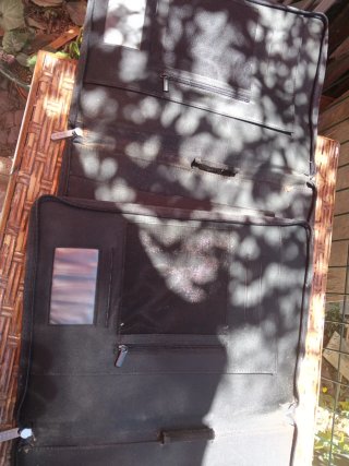 Dos Carteras Audi Negras